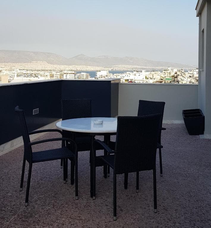 Savoy Hotel Piraeus - 29