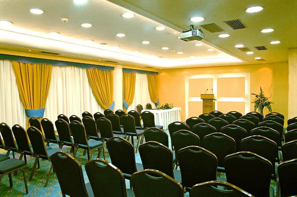 Savoy Hotel Piraeus - 40