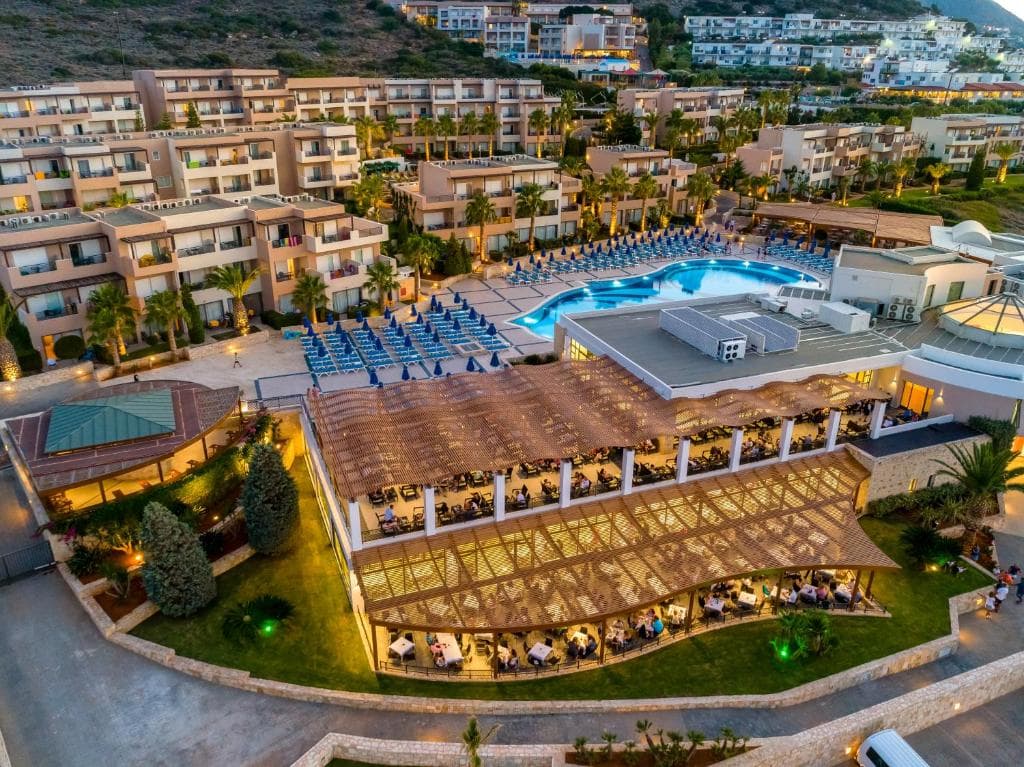 Grand Holiday Resort - 1