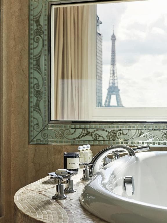 Plaza Athenee - Dorchester Collection - 3