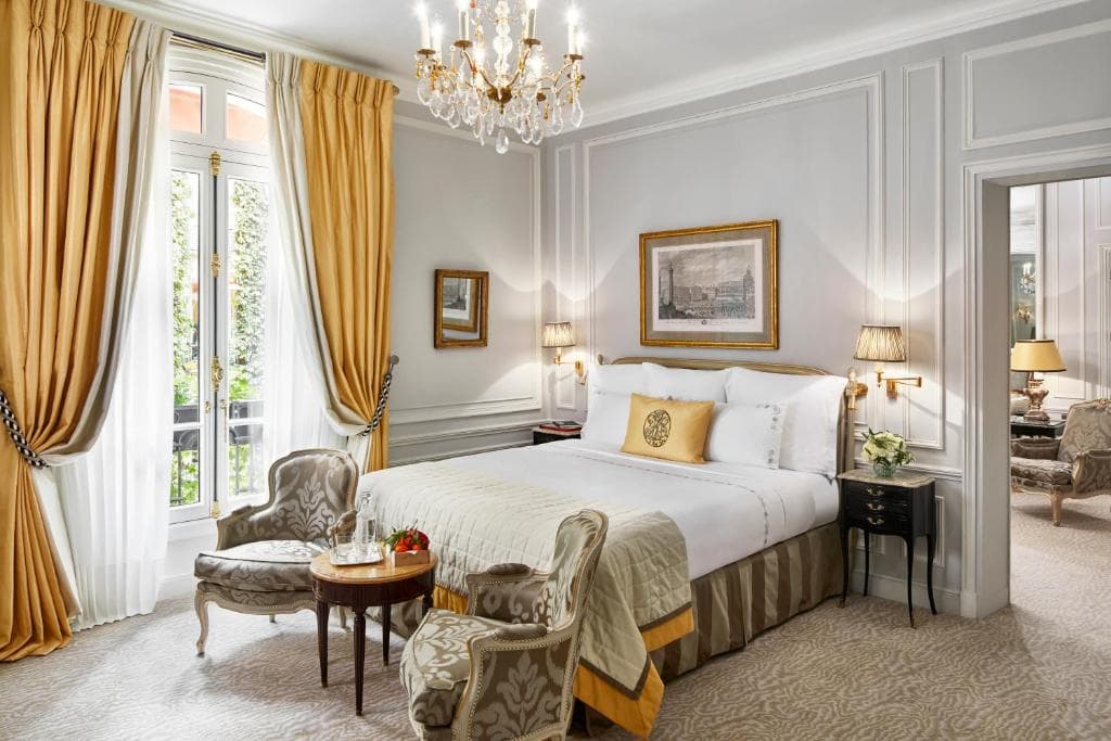 Plaza Athenee - Dorchester Collection - 36