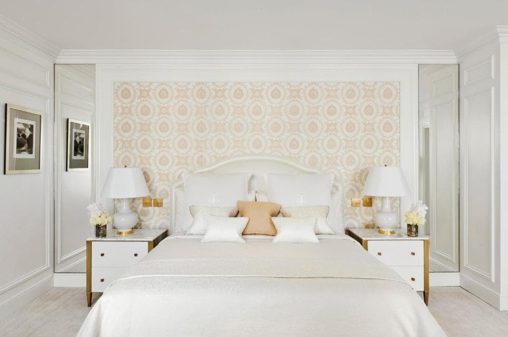 Four Seasons Hotel George V - 30