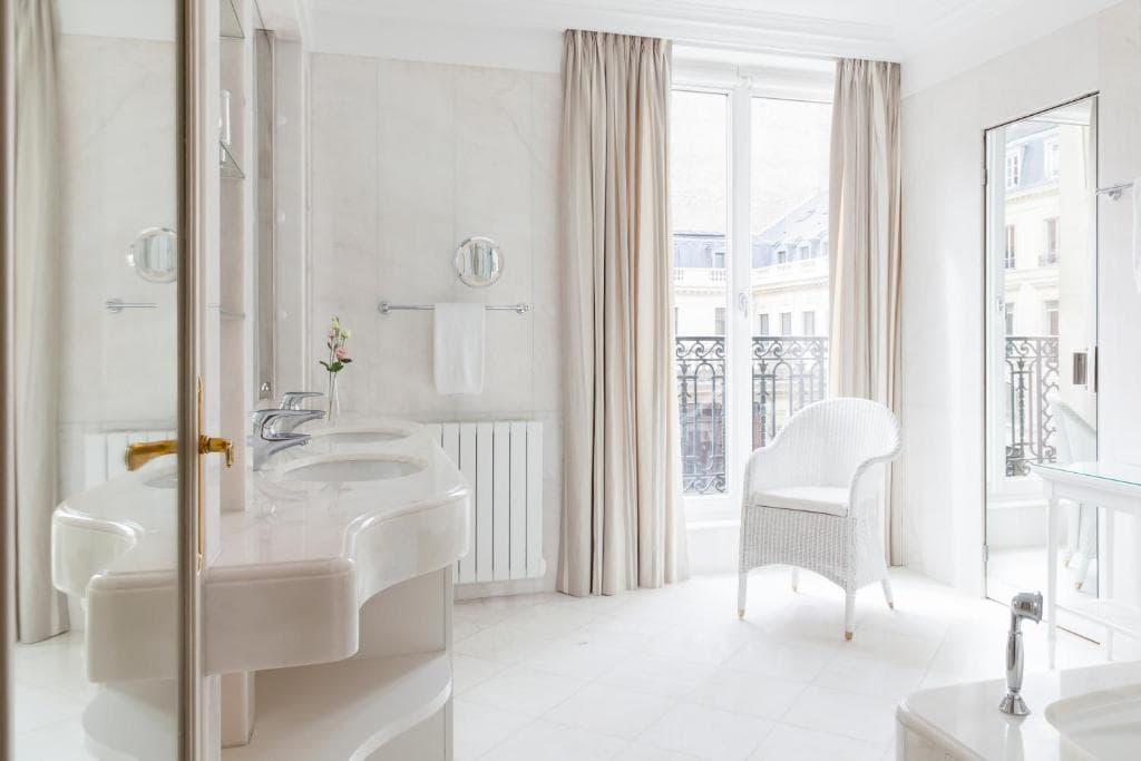 Le Bristol Paris - an Oetker Collection Hotel - 43