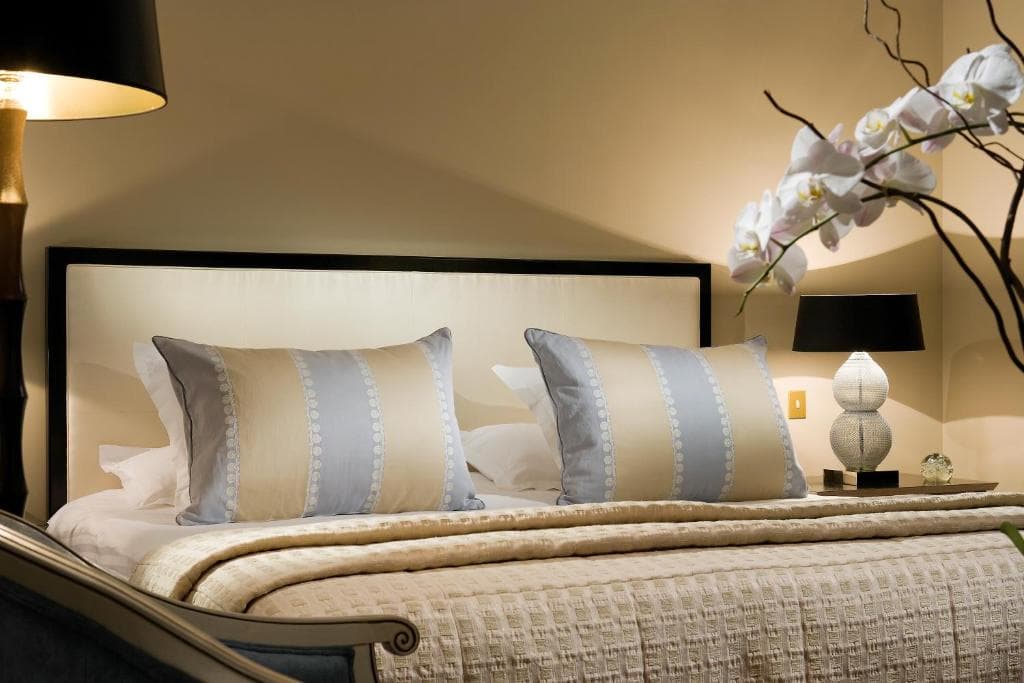 Warwick Paris - 9