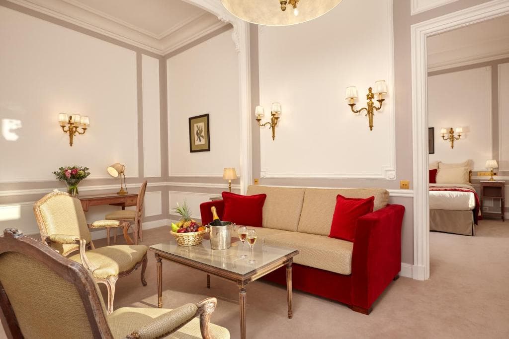 Hotel Regina Louvre - 43