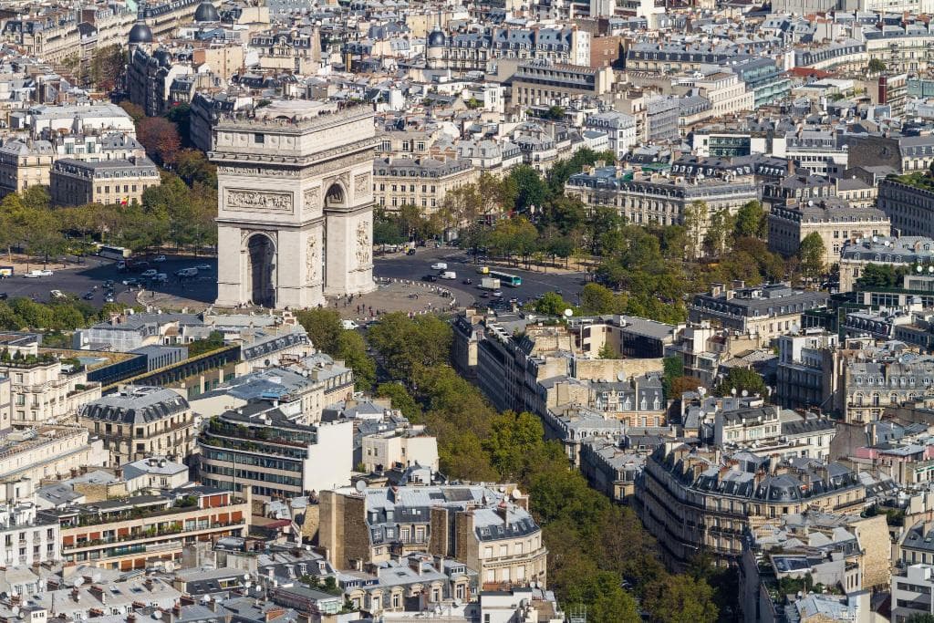 Grand Hotel Champs-Elysees - 41