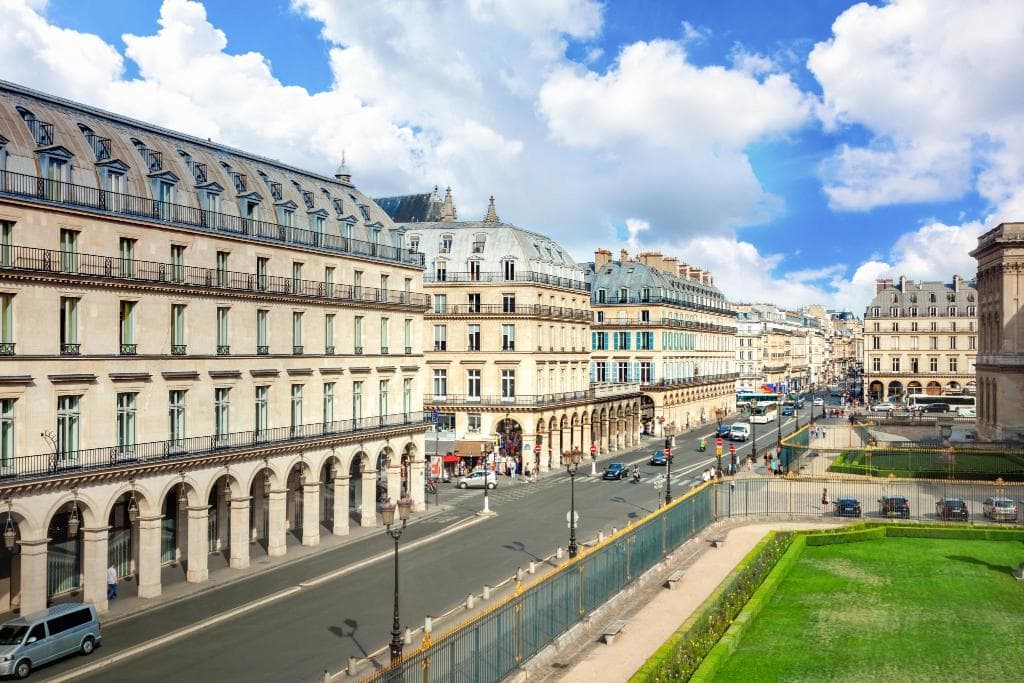 L'Empire Paris - 1