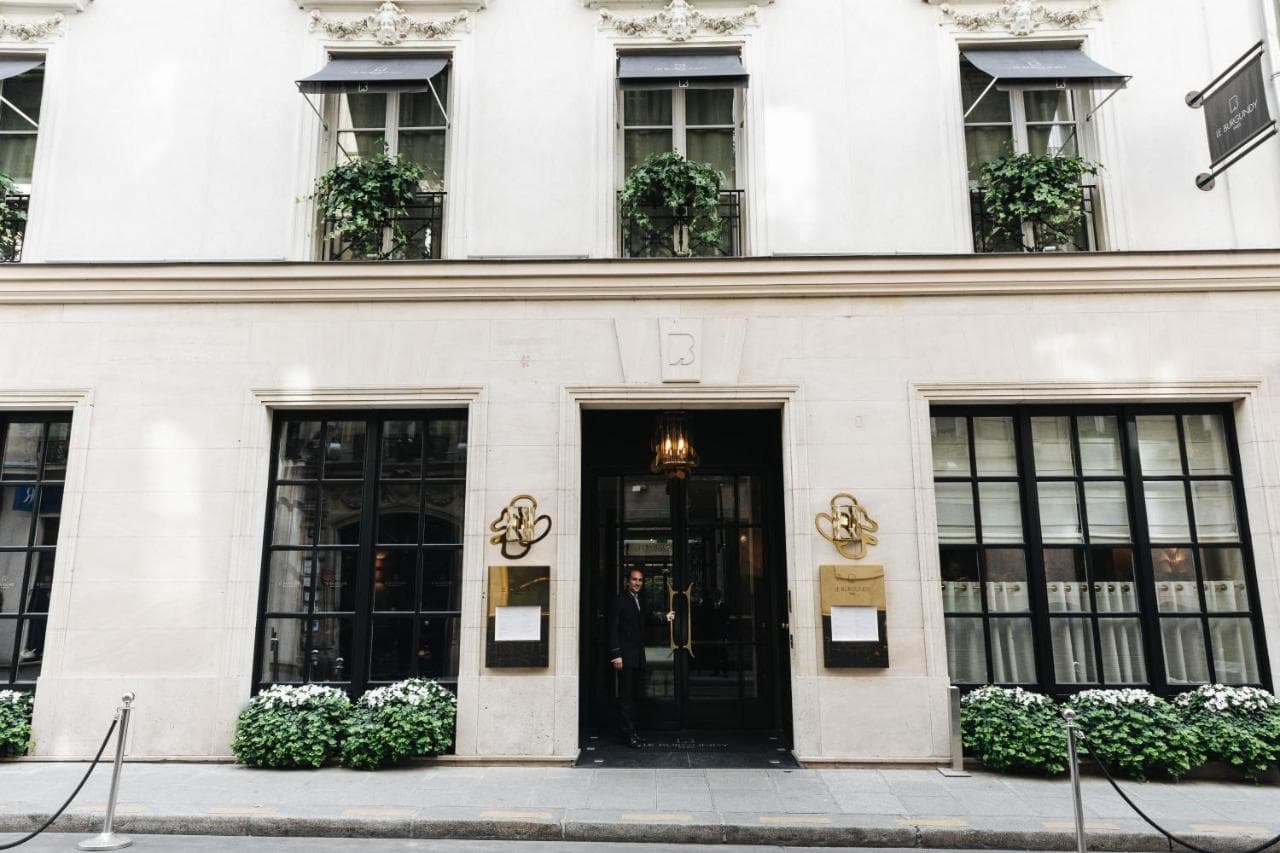 Le Burgundy - 7