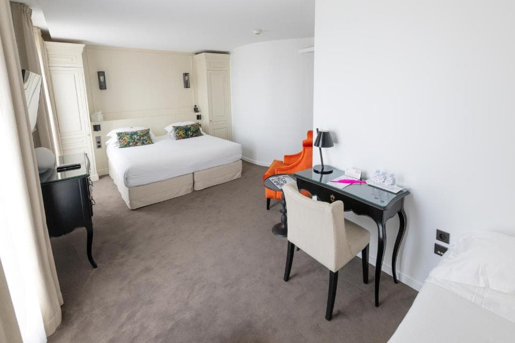 Hotel La Comtesse - 9