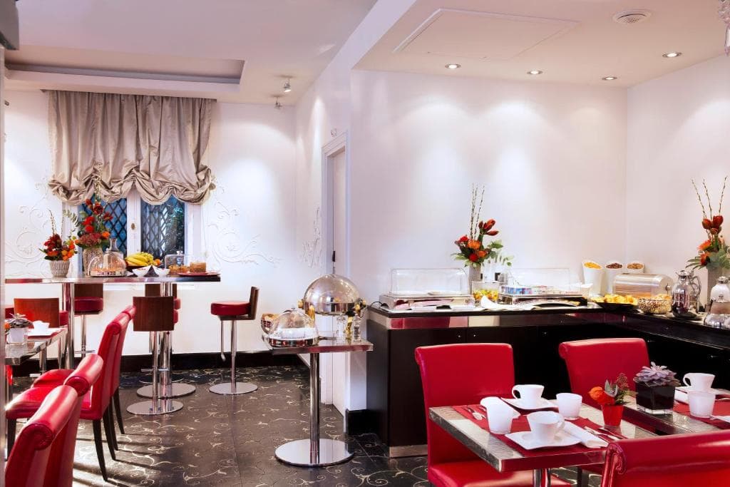 Hotel Ares Eiffel - 32