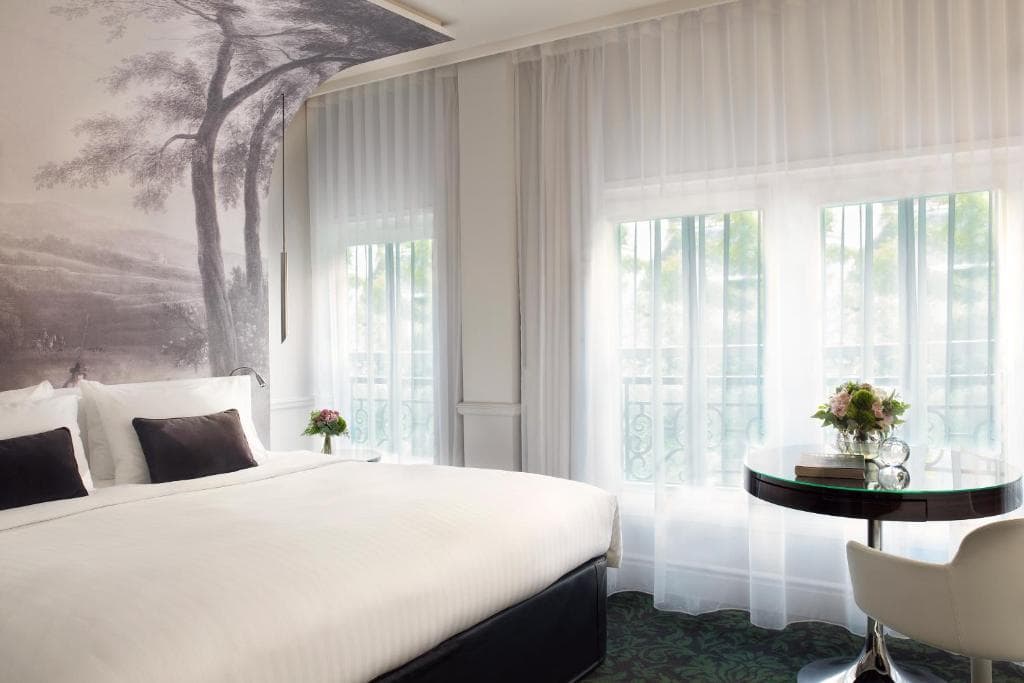 Renaissance Paris Nobel Tour Eiffel Hotel - 20