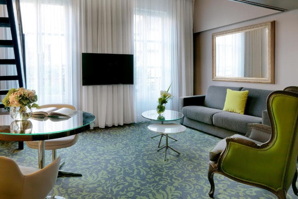 Renaissance Paris Nobel Tour Eiffel Hotel - 34