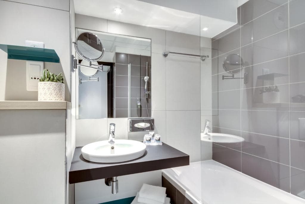 Mercure Paris Gare De Lyon TGV - 67