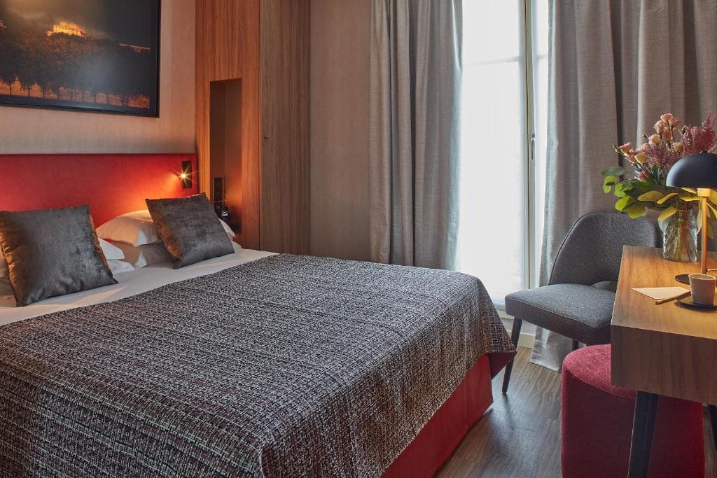 Hotel Atmospheres - 10