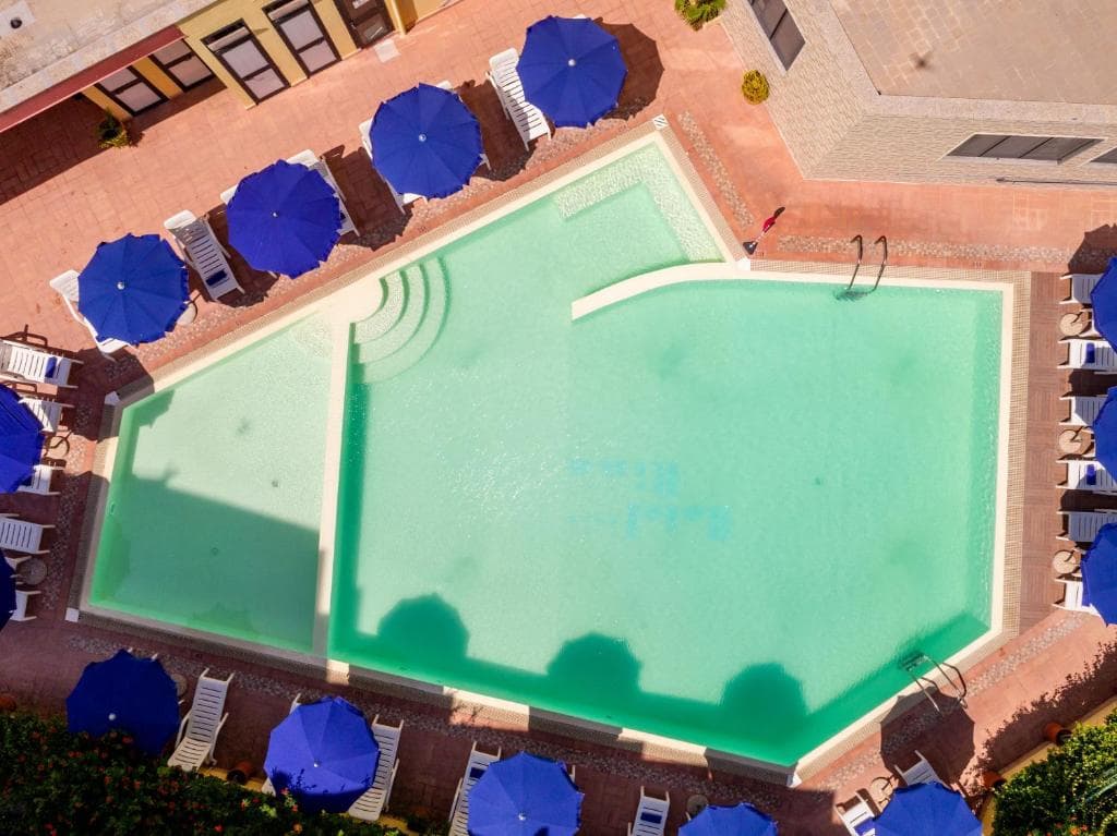 Rina Hotel - 4