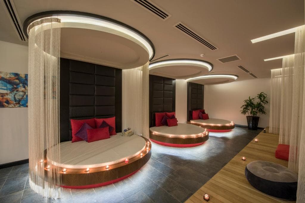 Elite Luxury Suite & Spa - 25