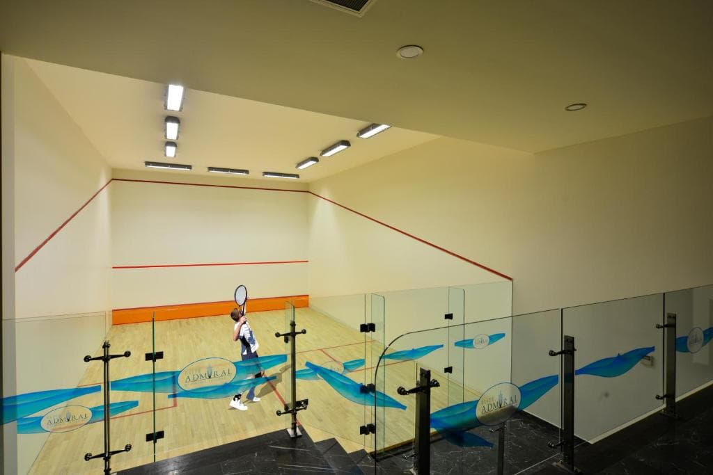 Elite Luxury Suite & Spa - 33