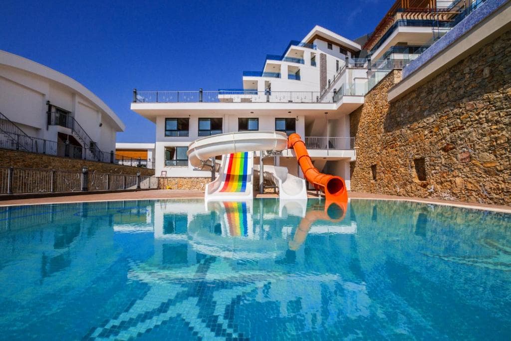 Elite Luxury Suite & Spa - 37