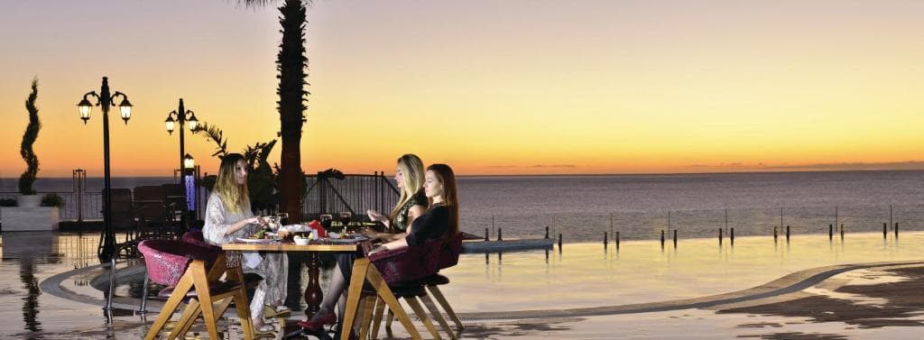 Elite Luxury Suite & Spa - 42