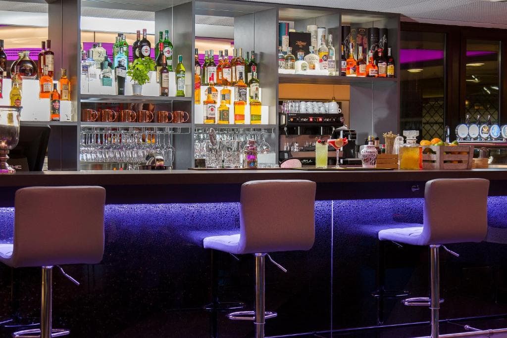 iQ Hotel Roma - 16