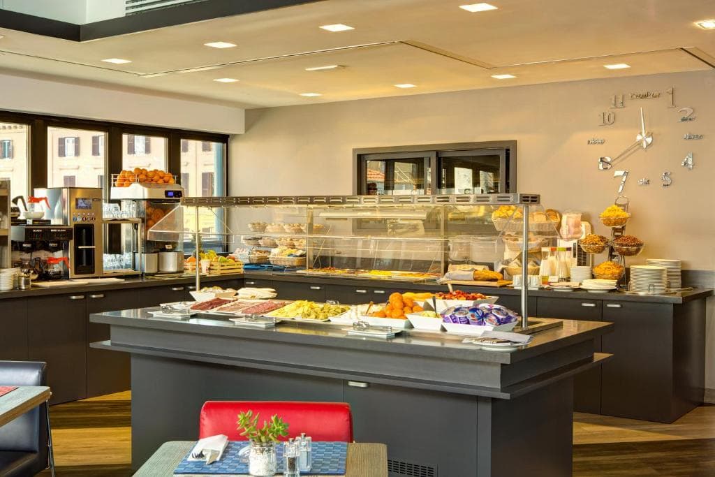 iQ Hotel Roma - 27