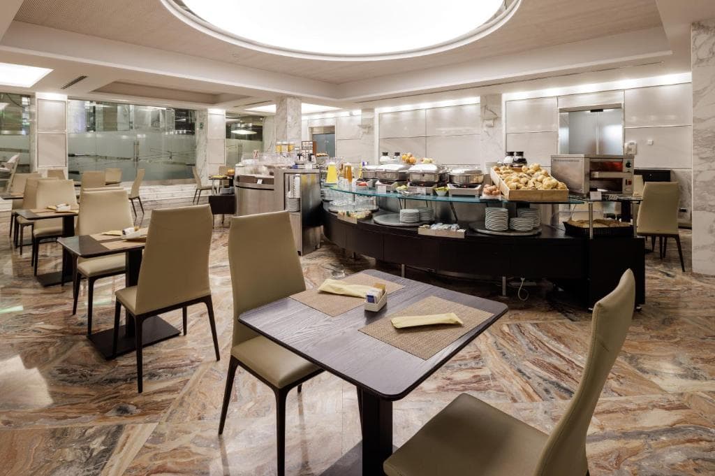 Best Western Plus Hotel Universo - 74