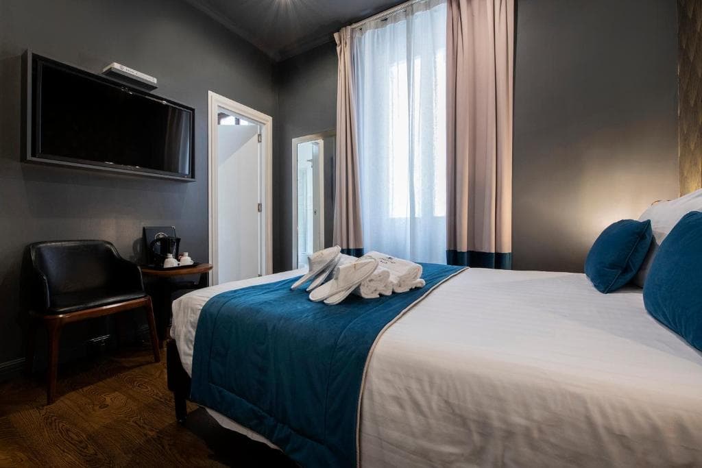 Hotel 87 Eighty seven - 90