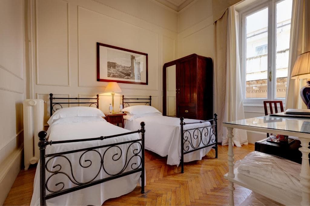 Grand Hotel Plaza - 36