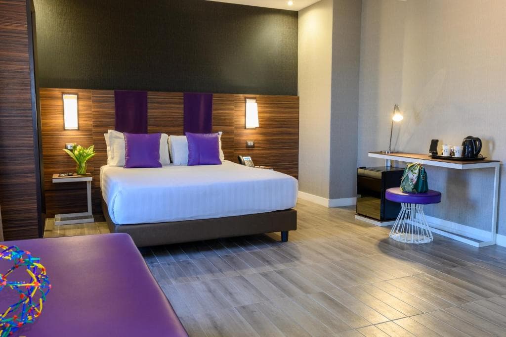 The Republic Hotel - 7