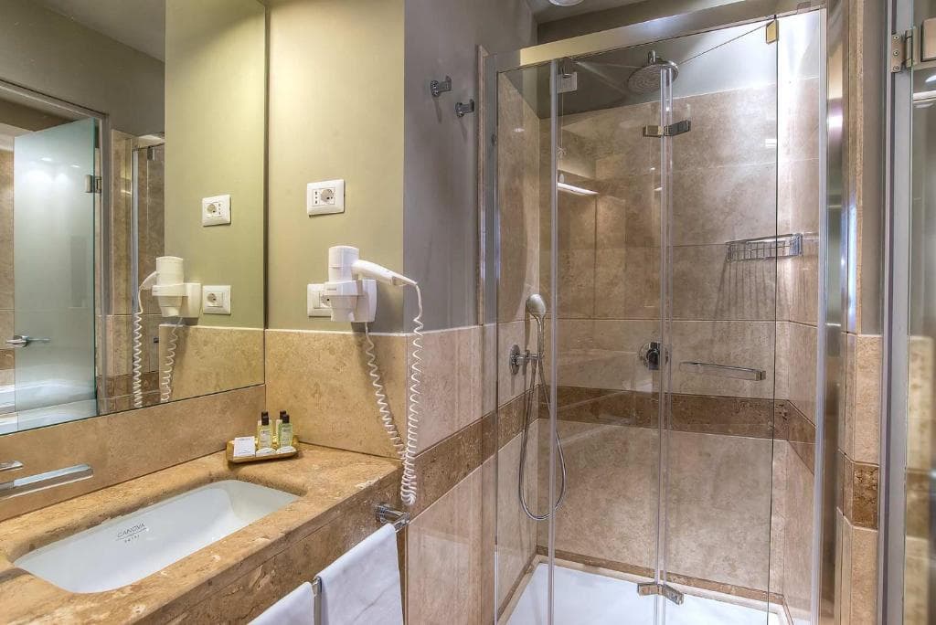 Hotel Accademia - 74
