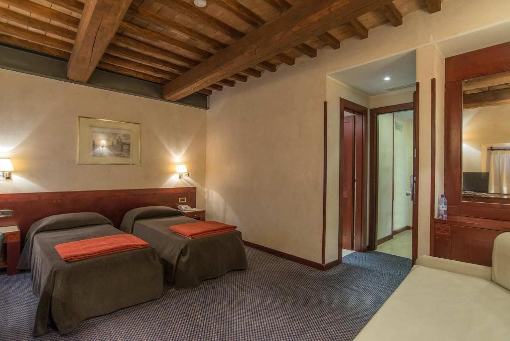 Hotel Accademia - 86