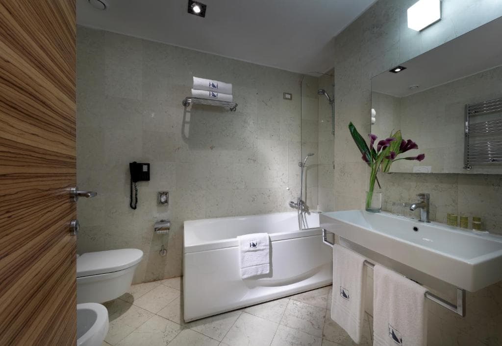 Hotel Saint John - 10
