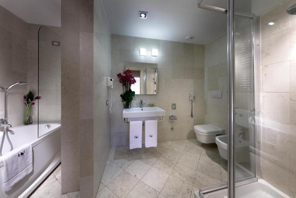 Hotel Saint John - 32