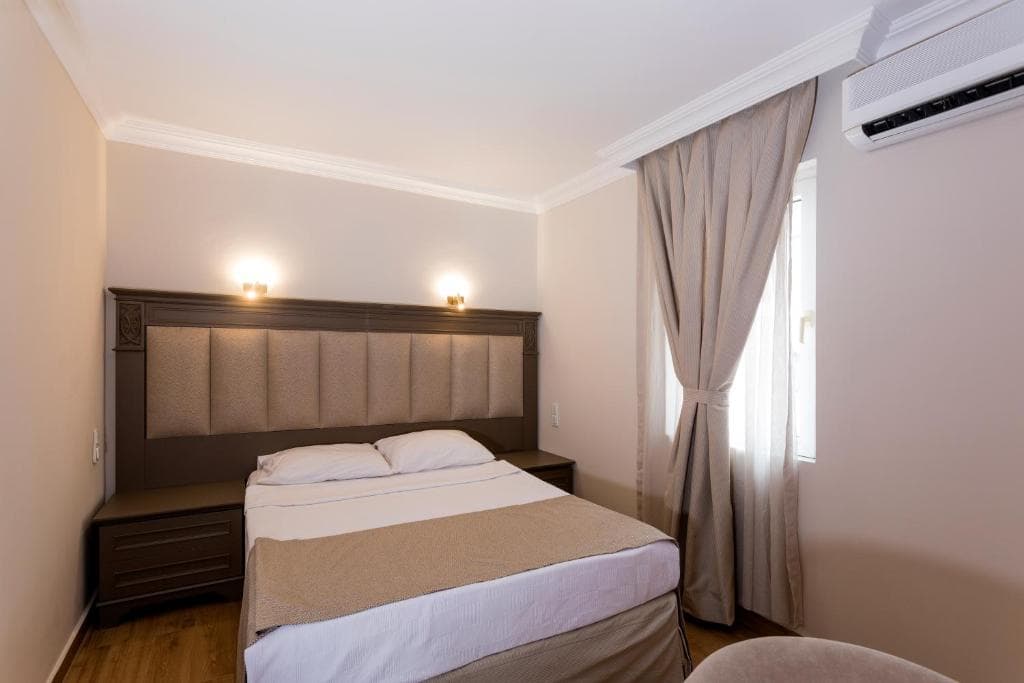 Moonshine Hotel & Suites - 72