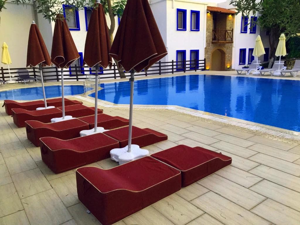 Atrium Hotel - 9