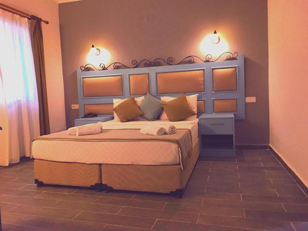 Atrium Hotel - 21