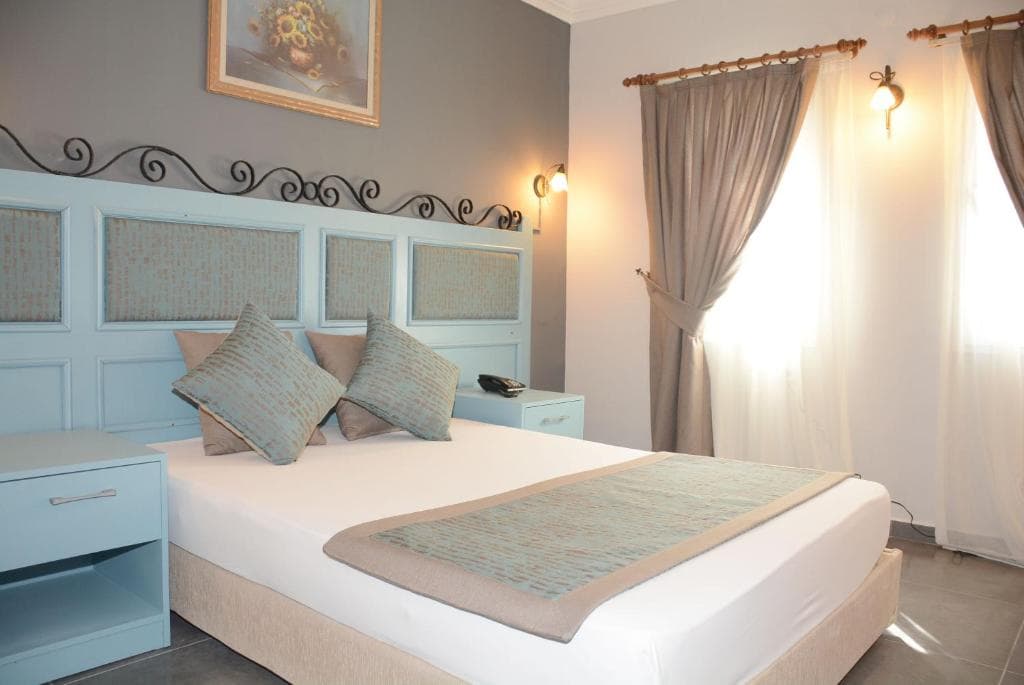 Atrium Hotel - 31