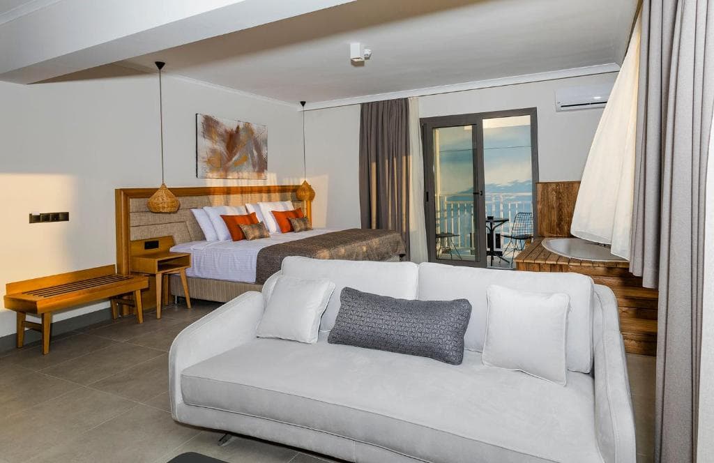 Yalipark Beach Hotel - 27