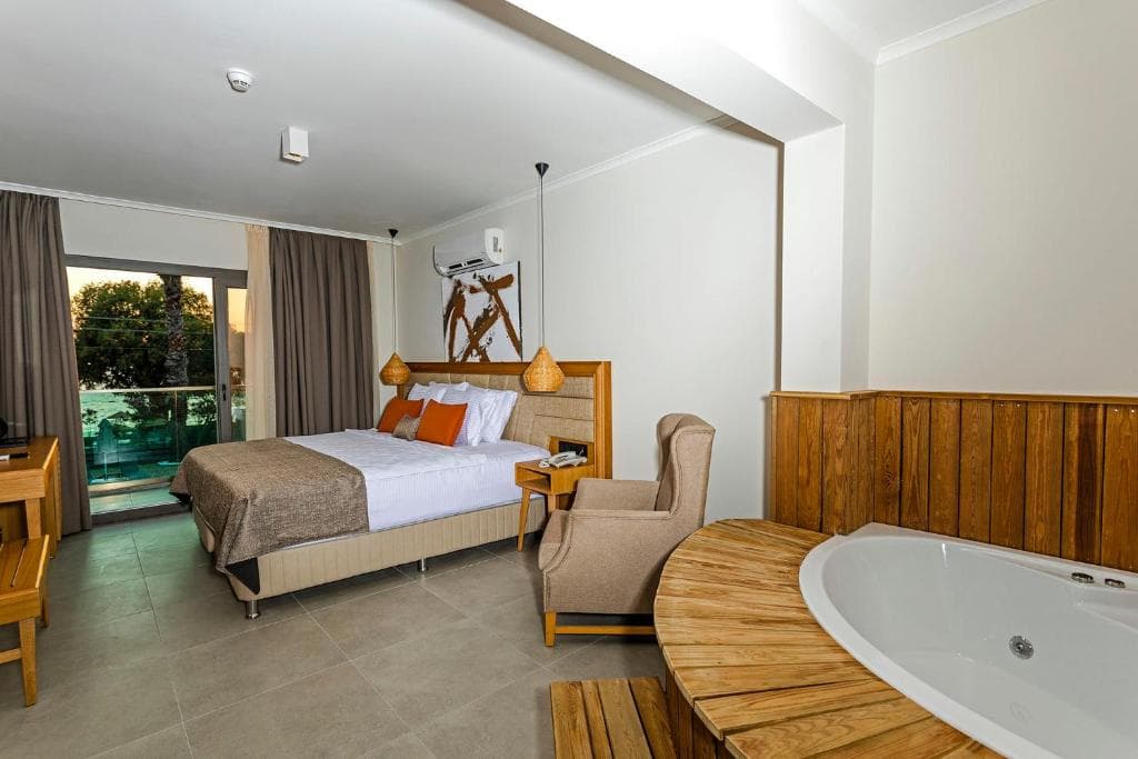 Yalipark Beach Hotel - 31