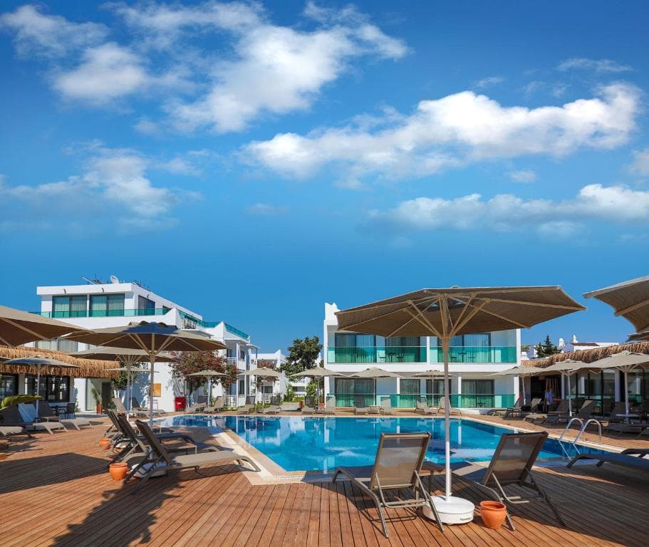Yalipark Beach Hotel - 81