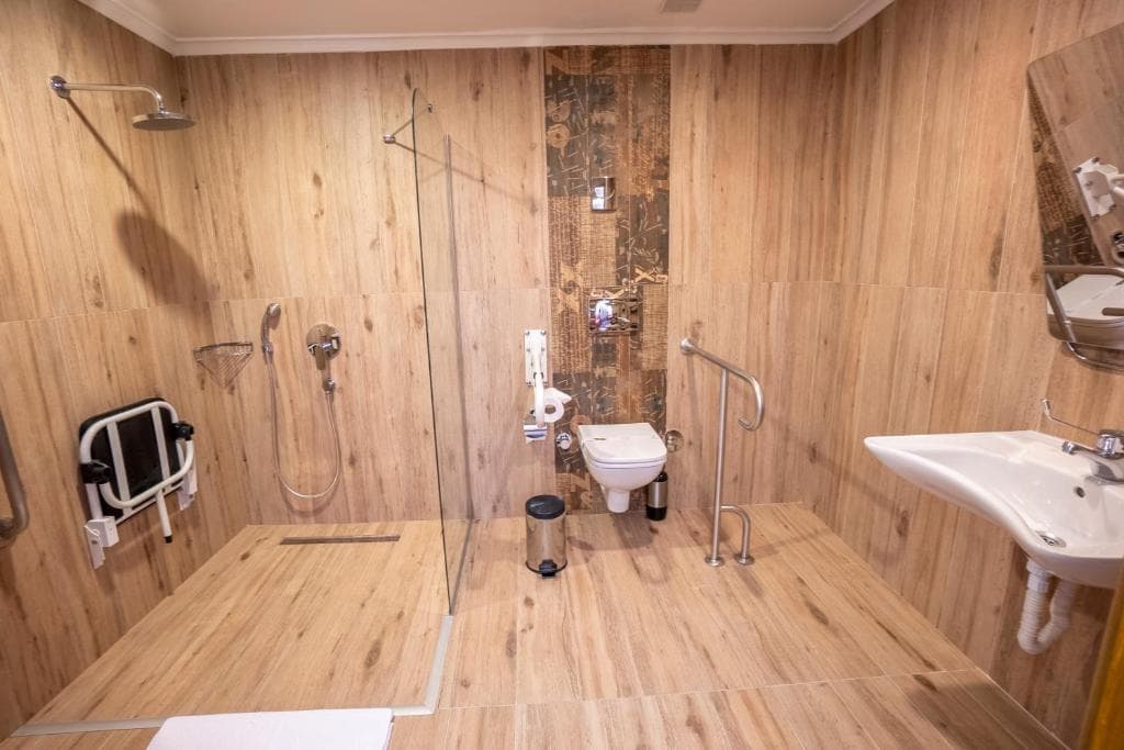 Azka Hotel - 8