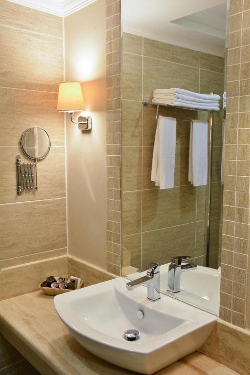 Azka Hotel - 26