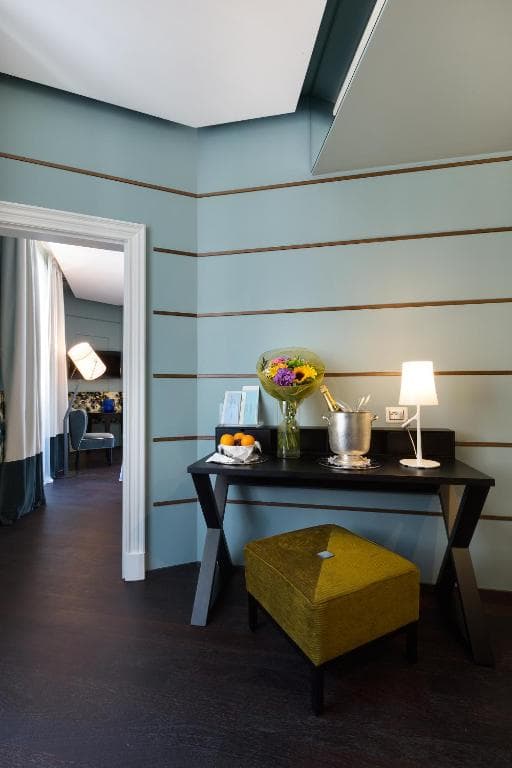 Stendhal Luxury Suites - 27