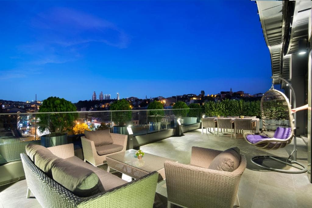DoubleTree by Hilton Piyalepasa - 29