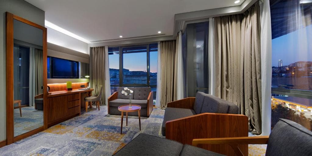 DoubleTree by Hilton Piyalepasa - 83