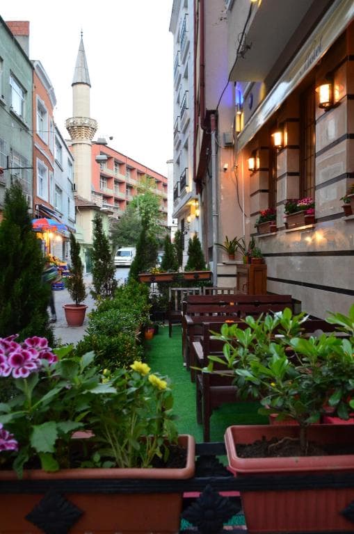 Blue Istanbul Hotel - 8