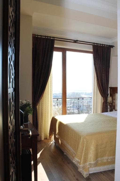 Blue Istanbul Hotel - 17