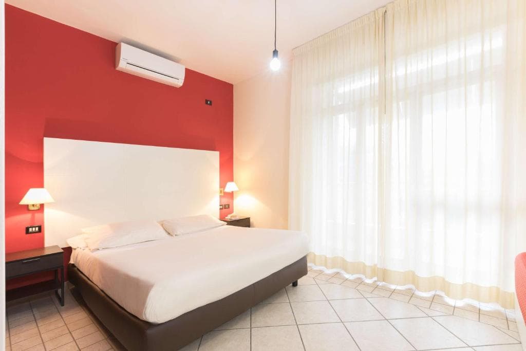 Hotel La Baia - 2