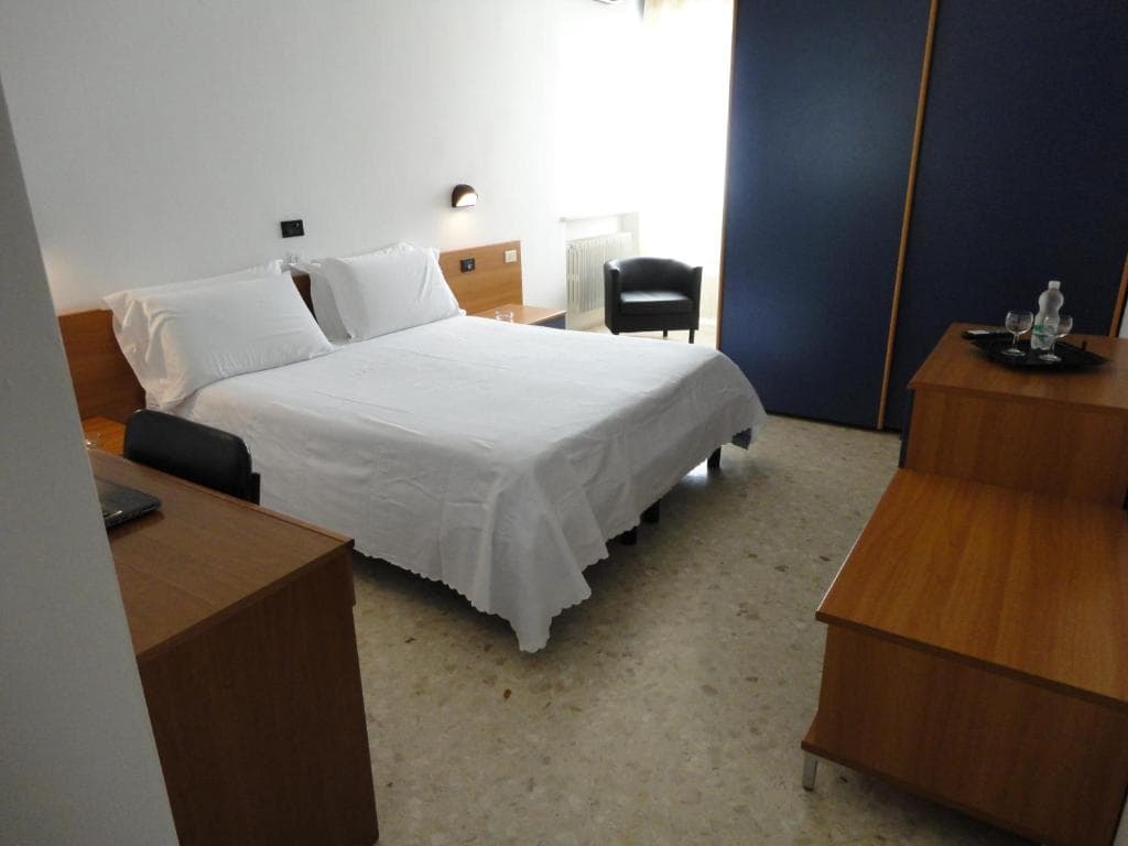 Hotel Riviera - 37