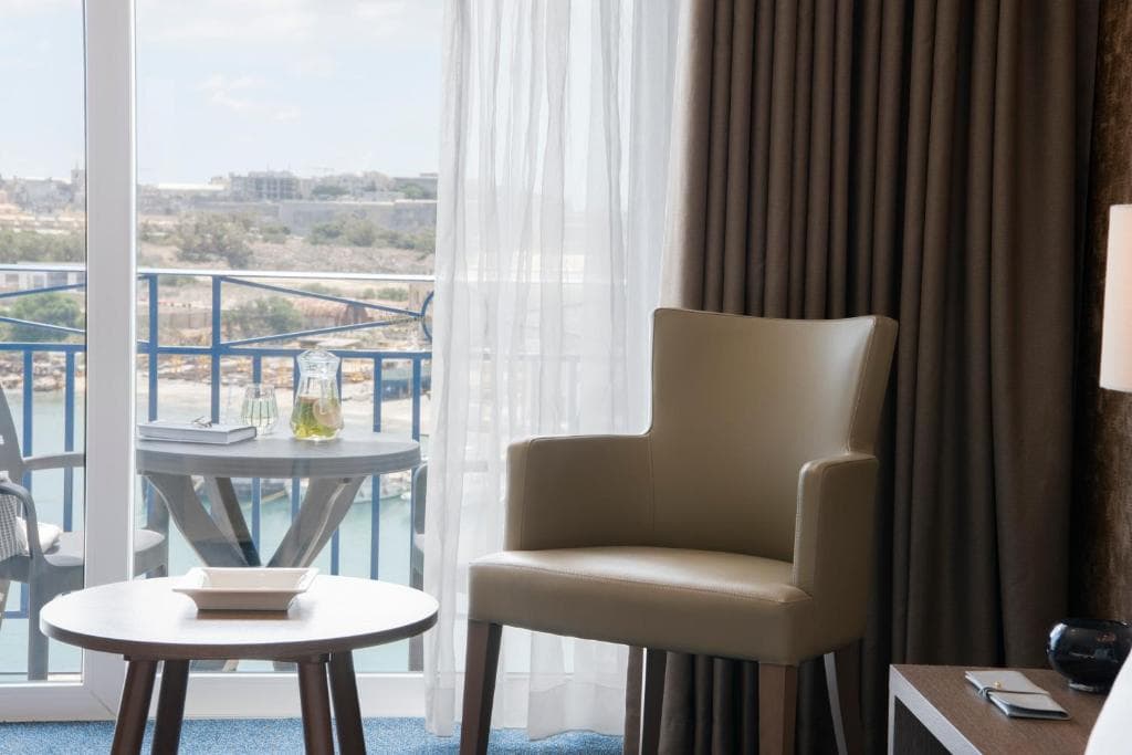 The Waterfront Hotel - 13